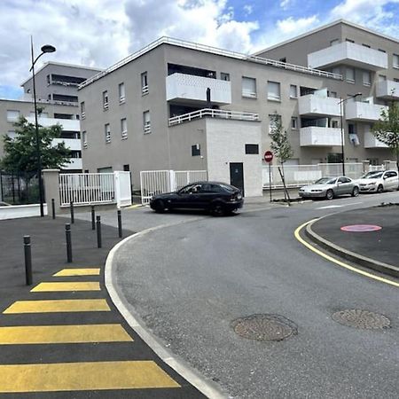 La Royaute A 22 Min De Disneyland Et Center Parcs Meaux Extérieur photo