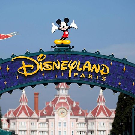 La Royaute A 22 Min De Disneyland Et Center Parcs Meaux Extérieur photo